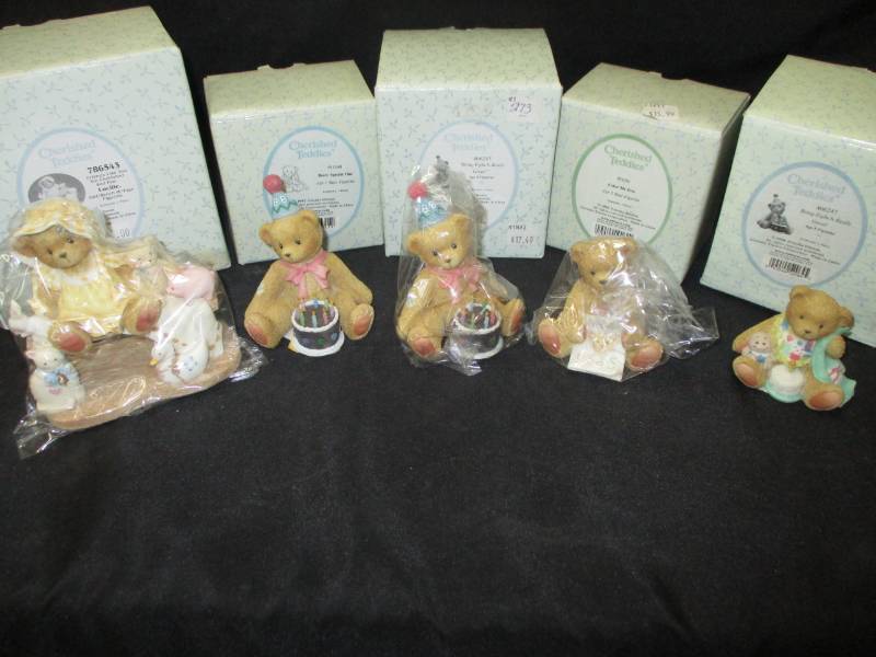 Cherished teddies