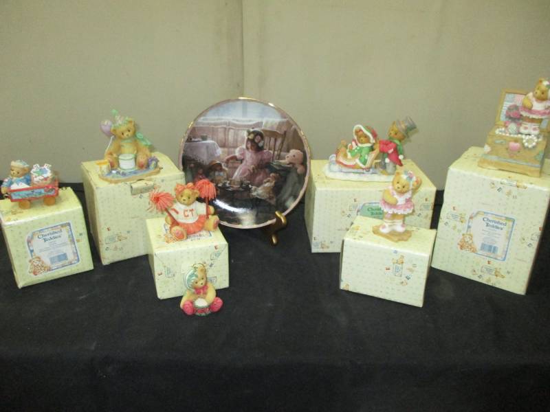 Cherished teddies