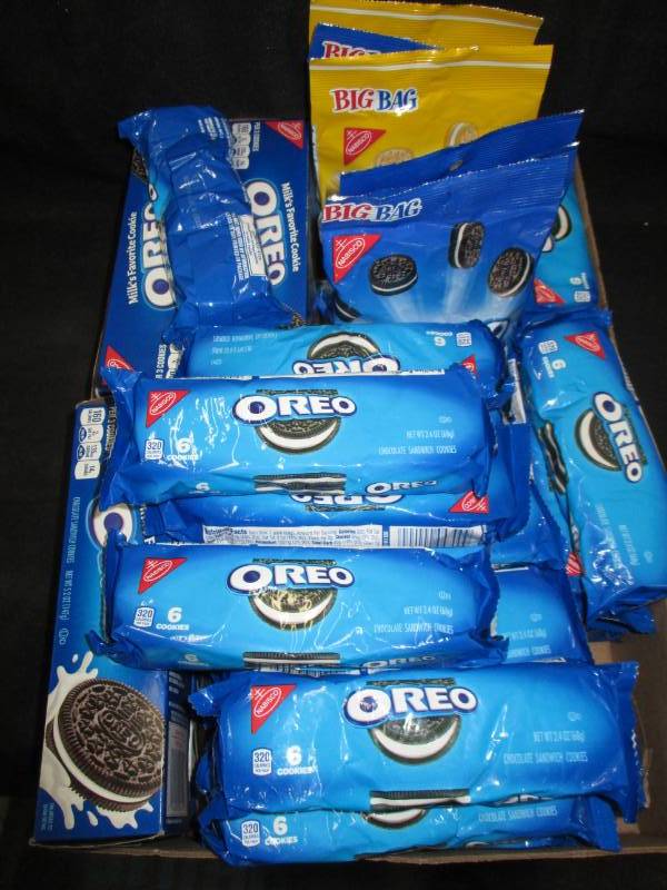 32 oreo Treats