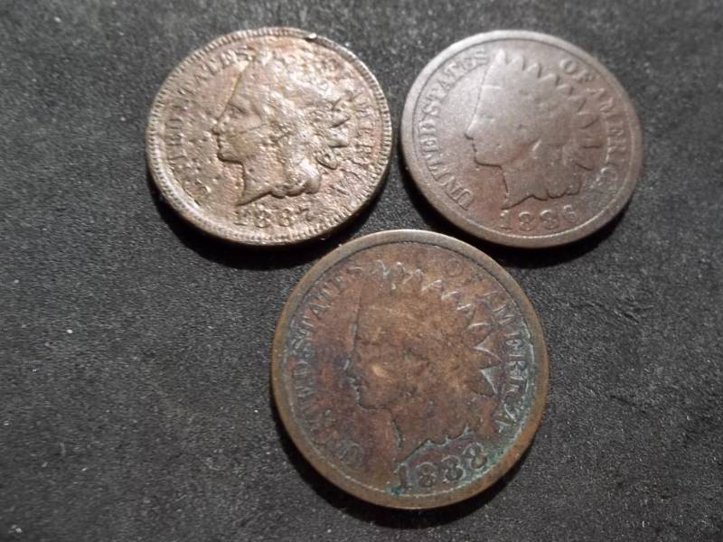lot 208 image: 1886, 1887, 1888 Indian Head Cents