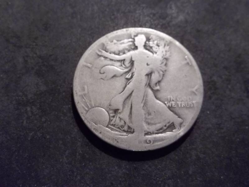 lot 67 image: 1919 D Walker Half Dollar