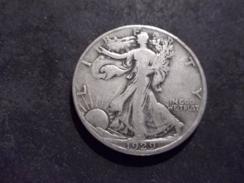 lot 75 image: 1929 D Walker Half Dollar