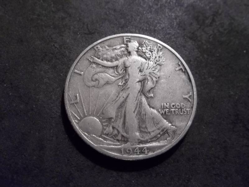 lot 107 image: 1944 D Walker Half Dollar