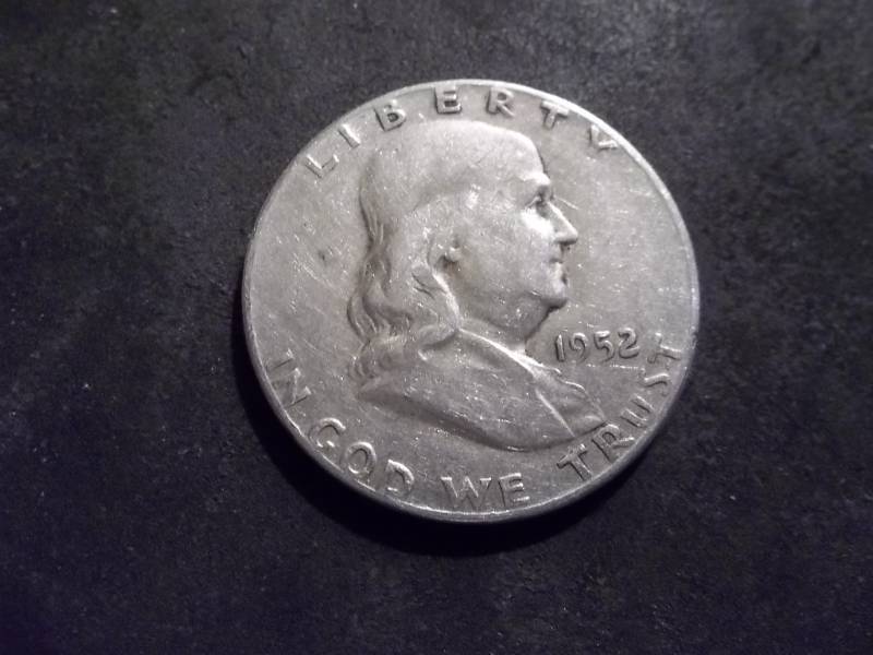 lot 129 image: 1952 S Franklin Half Dollar