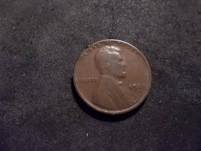 lot 173 image: 1924 D Lincoln Cent
