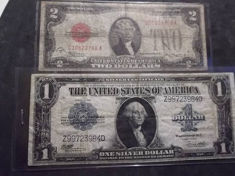 lot 213 image: One Dollar Silver Certificate Horse Blanket Series 1923 & Two Dollar US Note Series 1928