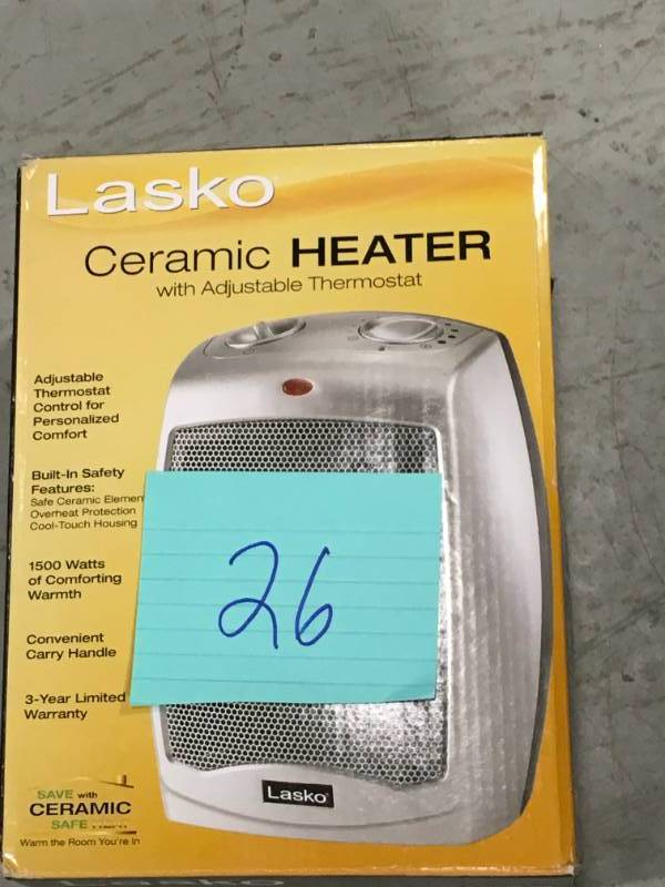 Lasko 9.2 in. 1500-Watt Electric Portable Ceramic Compact Heater open box in like new condition