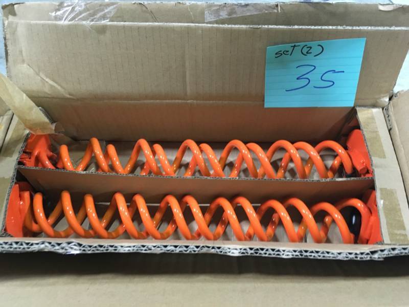 Vortex 16 in. Steel Folding Ring Spiral Anchor (4-Pack) 2 SET  open box in like new condition