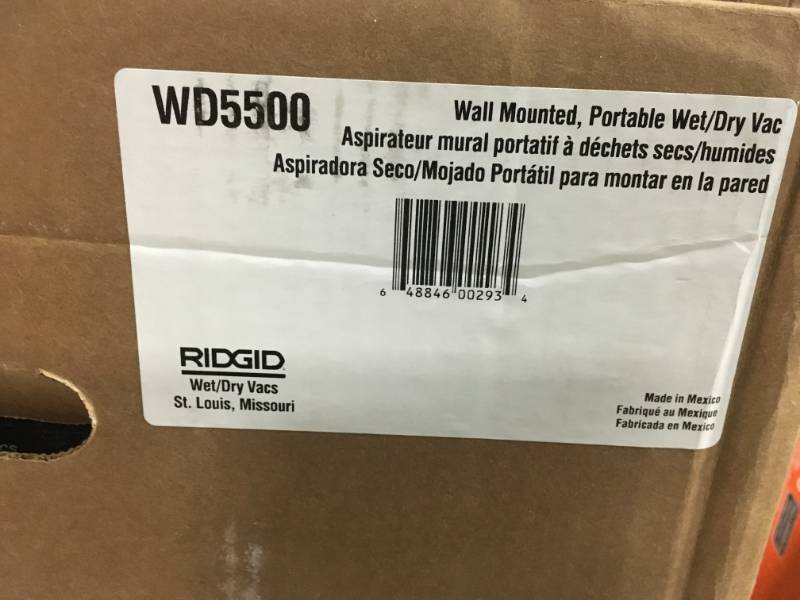 RIDGID Stor-N-Go 5 Gal. 5.0-Peak HP Wet Dry Vac  open box in like new condition