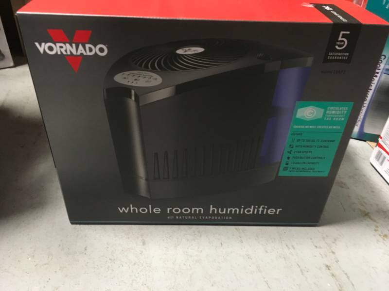 Vornado Evap3 1.5-Gal. Whole Room Evaporative Vortex Humidifier  open box in like new condition