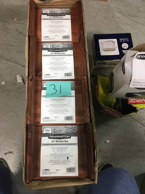 lot 31 image: WINDOW BOX Dimensions 24in x 7in x 6in open box in like new condition