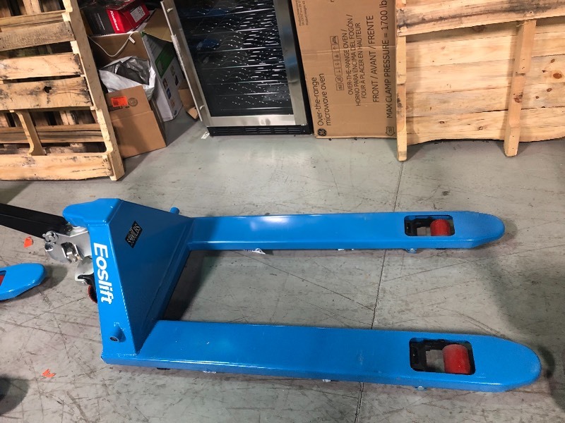 Eoslift M25 5,500 lbs. 27 in. x 48 in. Manual Pallet Truck German Seal System with Polyurethane Wheels Close in good conditions