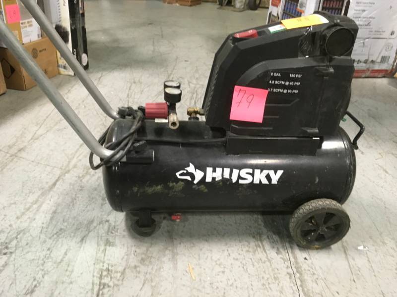 lot 79 image: Husky 8G 150 PSI Hotdog Air Compressor in very good condition