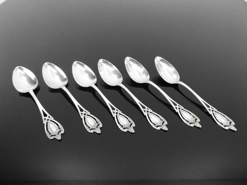 6 Antique .925 Sterling Silver Spoons