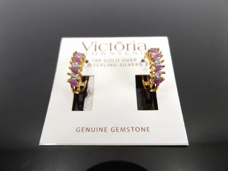 NEW 18k Yellow Gold .925 Sterling Victoria Townsend Topaz Earrings