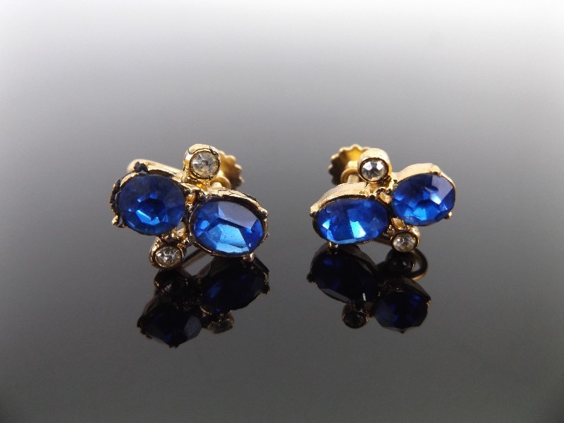 Vintage Coro Sapphire Blue and White Crystal Screw Back Earrings