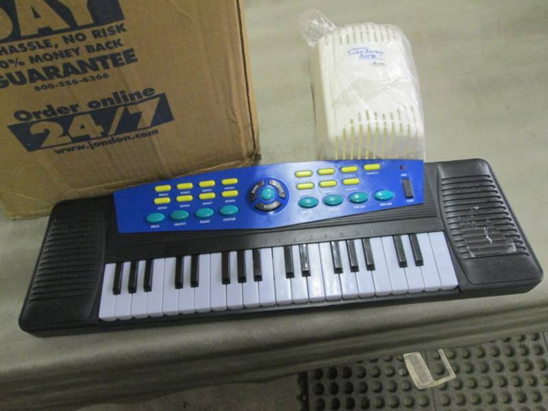 Box of Scentury Aire Dispensers, Ke...