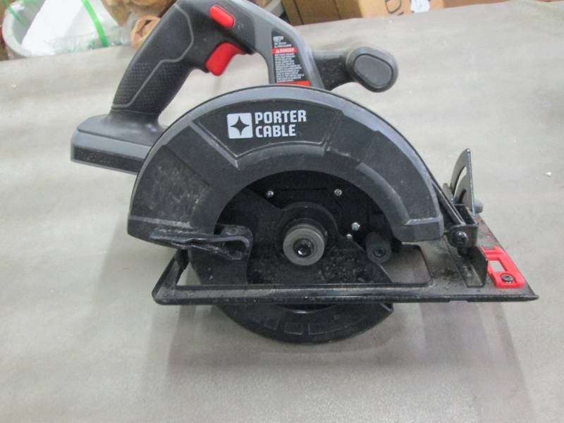 PorterCable Saw- no battery...