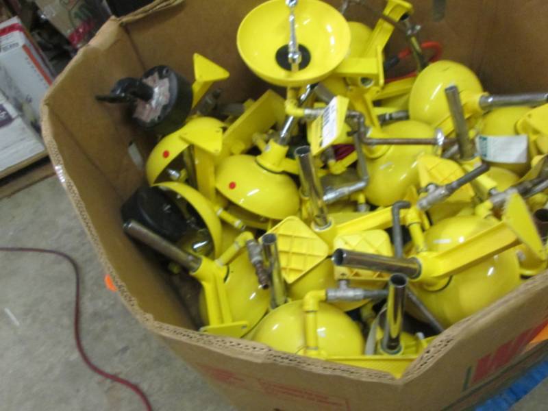 Lot of 4 Bradley Wall Mount, Plasti...