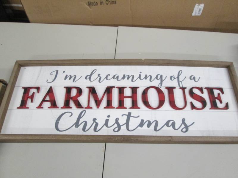 Farmhouse Christmas Sign- slight da...