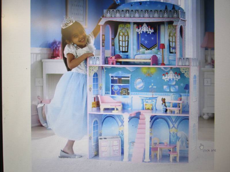 2-In-1 Fantasy Dollhouse with Furni...