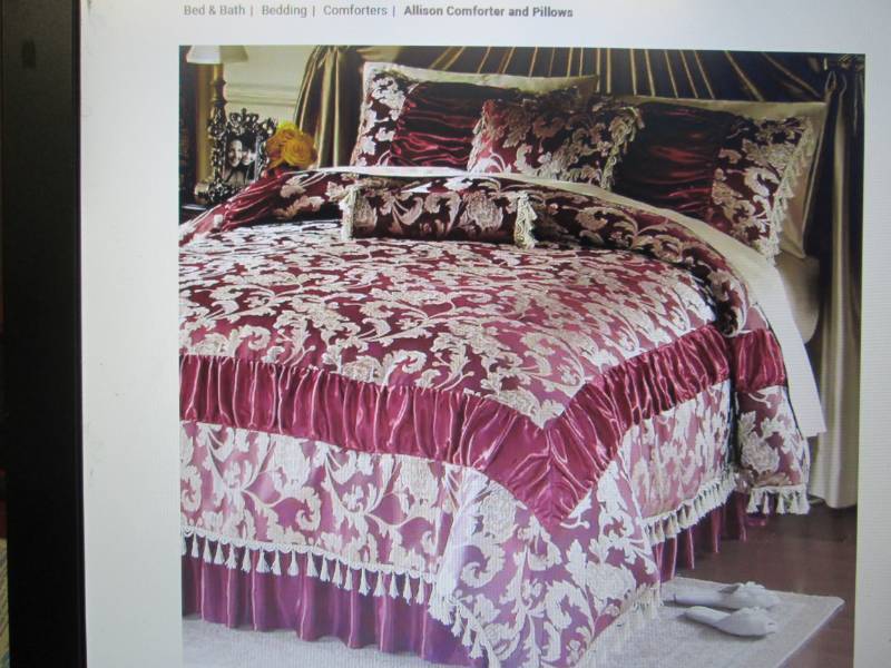 Allison Comforter Set open box Reta...
