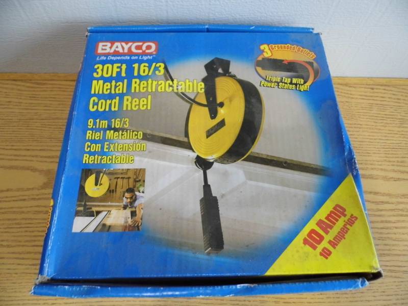 New Bayco Retractable Cord Reel