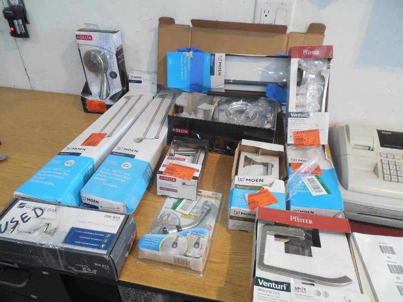 ASSORTED FAUCET - TOWEL BAR LOT