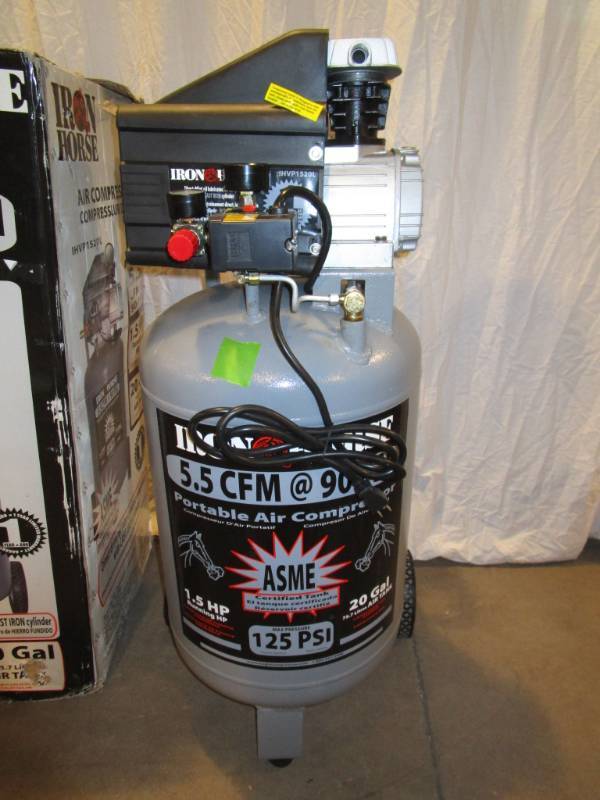 Iron Horse 20 Gallon Air Compressor