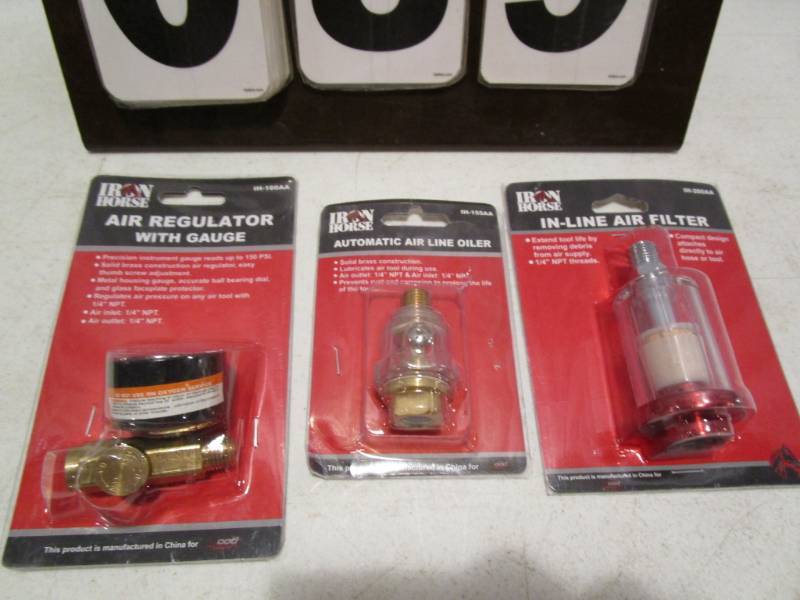 Assortment 3 Iron Horse Accessories