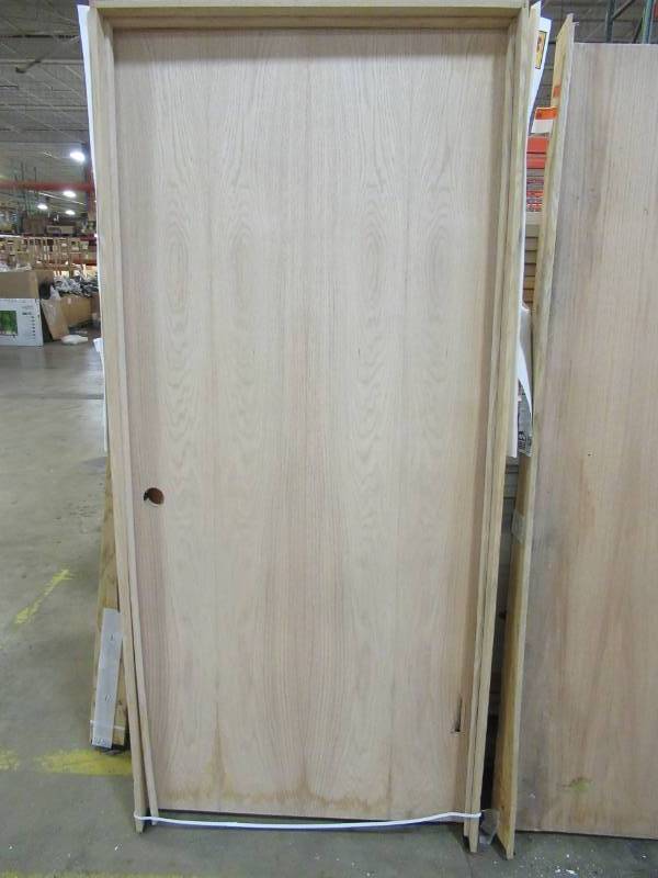 lot 16 image: 3 Reliabilt Damaged 36 X 80 Oak Hollow Core Door, 1 RH 687695, 2 LH. 687696, Unfinished Interior Doors