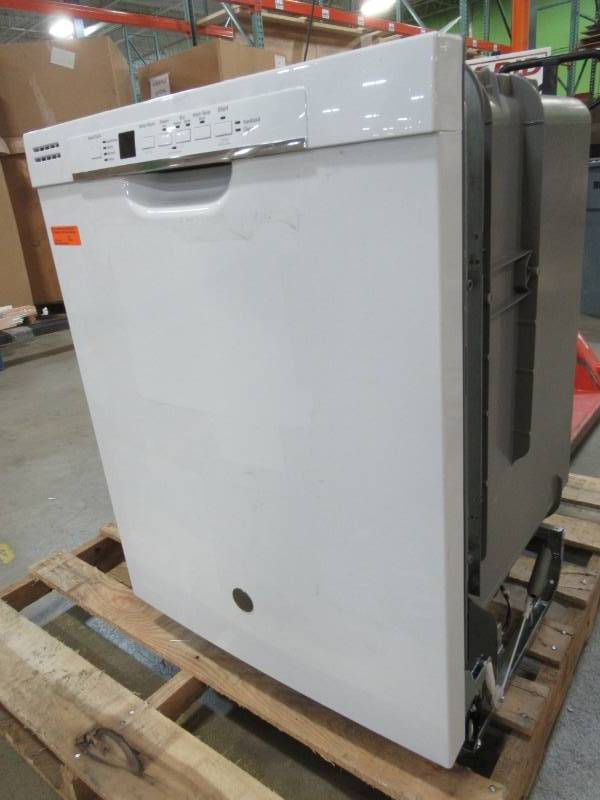 lot 246 image: GE 24-in White Front Control Tall Tub Dishwasher with Steam Cleaning (Actual 23.75-in) GDF530PGMWW - BAD CONTROL BOARD