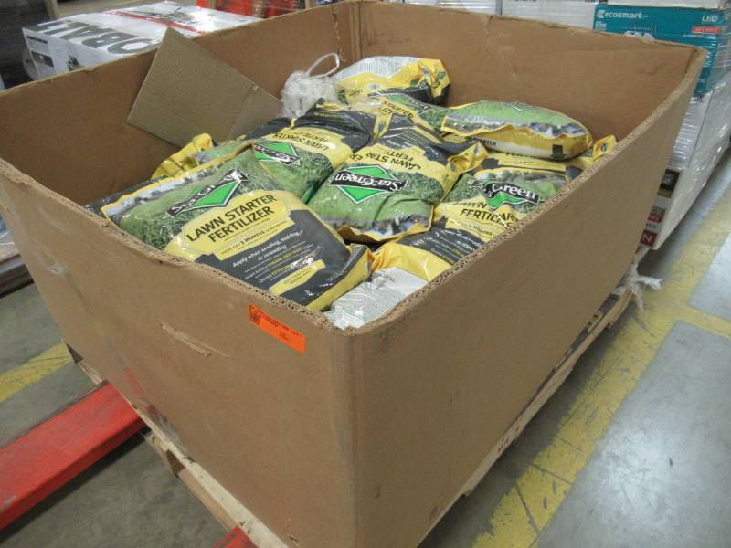 lot 9 image: Sta-Green Lawn Starter 5000-sq ft 18-24-6 2149629846 (Over 40 Bags).