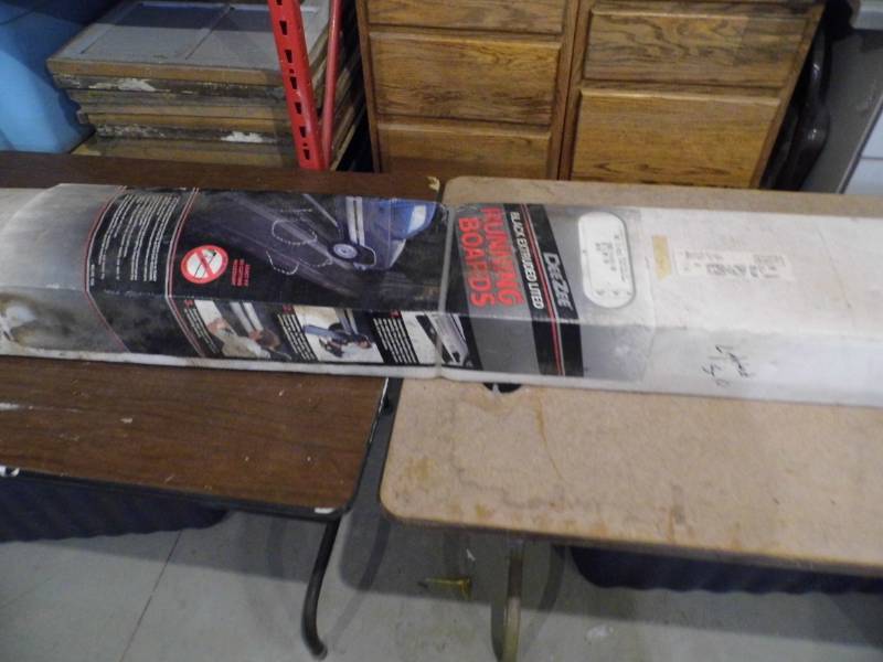 lot 38 image: Running Boards