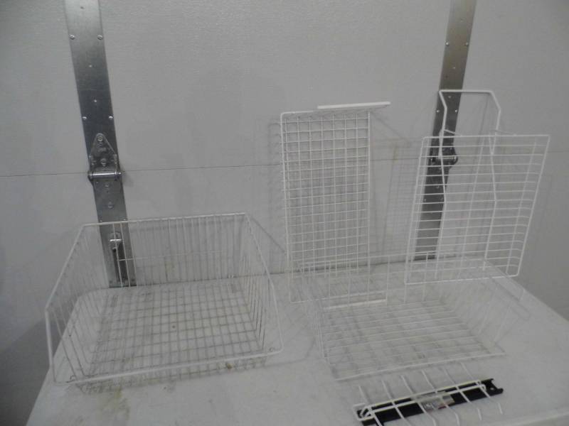 lot 50 image: Wire Shelves