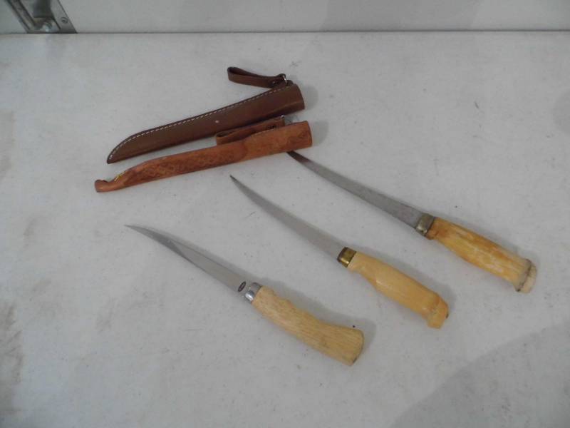 lot 65 image: Filet Knives