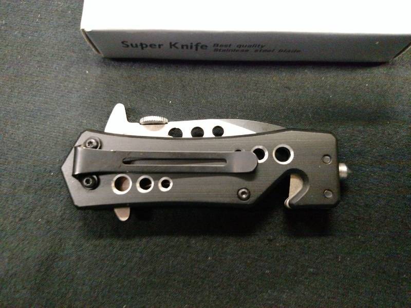 Super Knife YC-555SF Lock Blade Res...