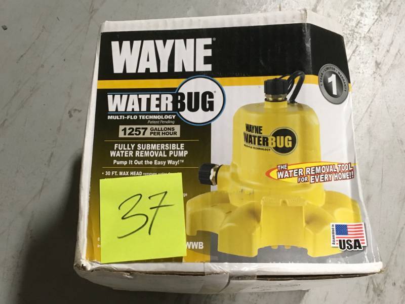 lot 37 image: Wayne 0.16 HP WaterBUG Submersible Utility Pump with Multi-Flo Technology  open box in like new condition
