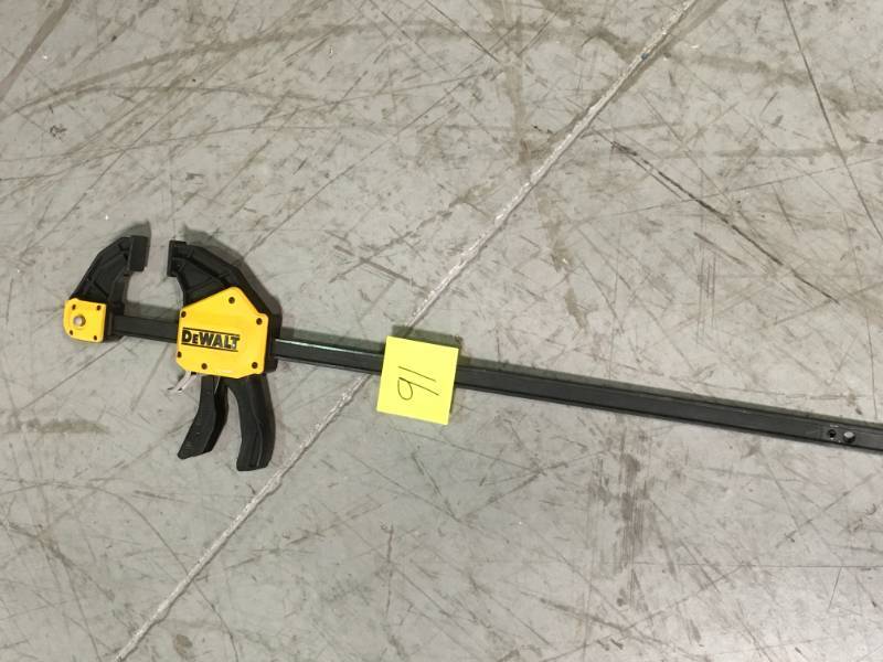 lot 91 image: DEWALT TOOL