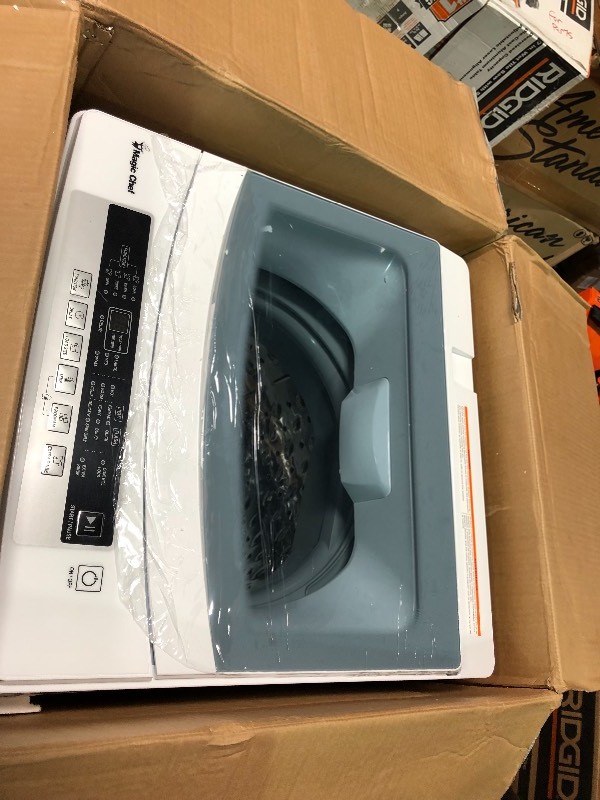 lot 109 image: Magic Chef  1.6 cu. ft. Compact White Top Load Washing Machine, Portable with Stainless Steel Tub  in good conditions