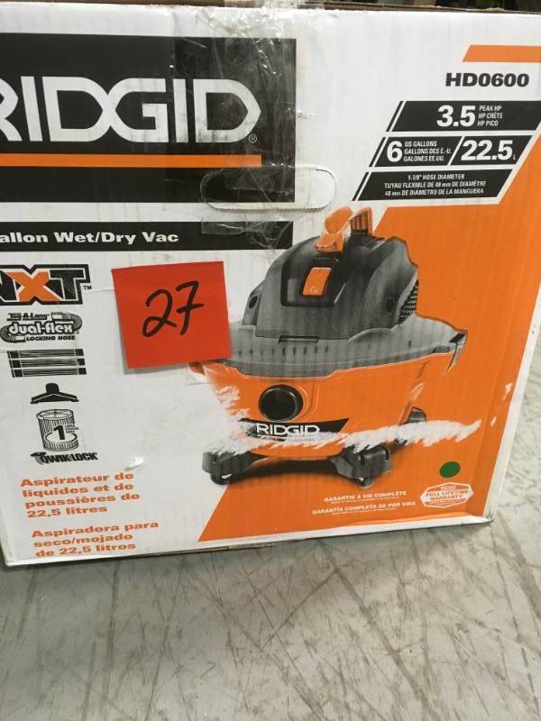 lot 27 image: RIDGID 6 Gal. 3.5-Peak HP NXT WetDry Vac open box in like new condition