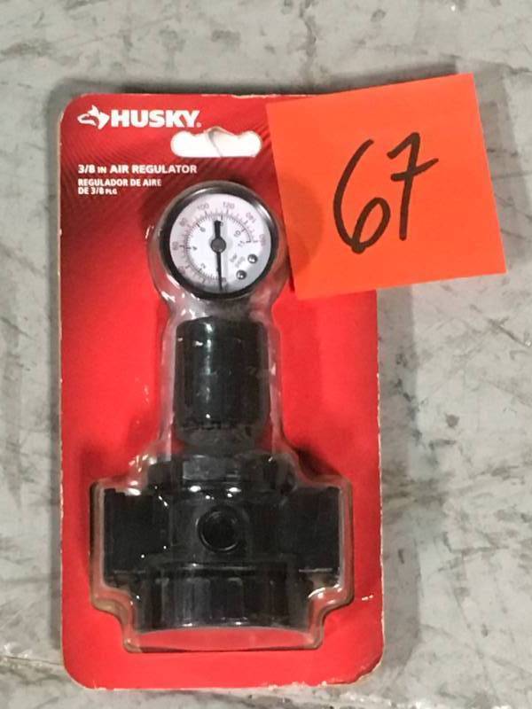 lot 67 image: Husky 38 in. Regulator with Gauge open box in like new condition