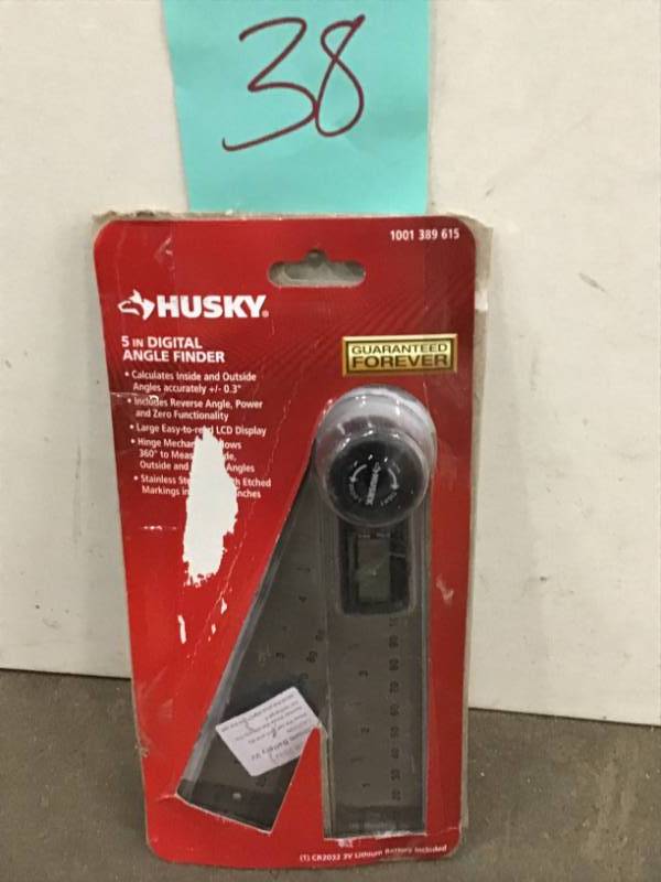lot 38 image: Husky Digital Angle Finder Rule, 5-inch, open box in like new condition