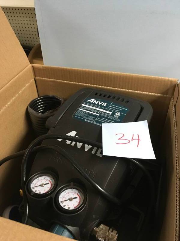 ANVIL 2G Pancake Air Compressor with 7-Piece Accessories Kit open box in good condition