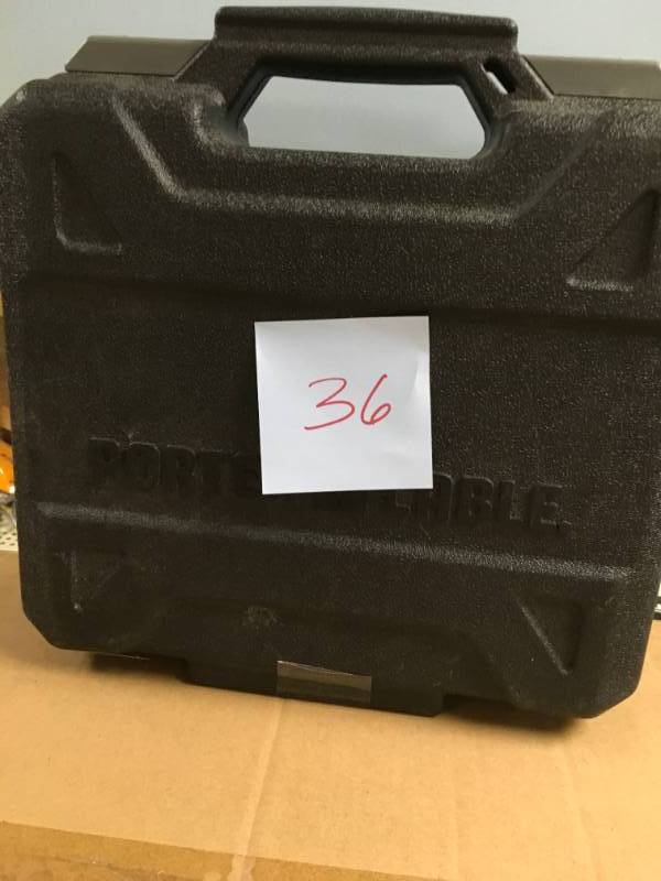 Porter-Cable 18-Gauge Pneumatic Brad Nailer Kit open box in good condition