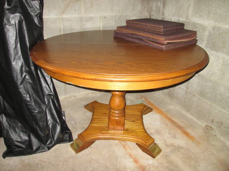 lot 15 image: 48 Round Wood Dining Room Table wi...