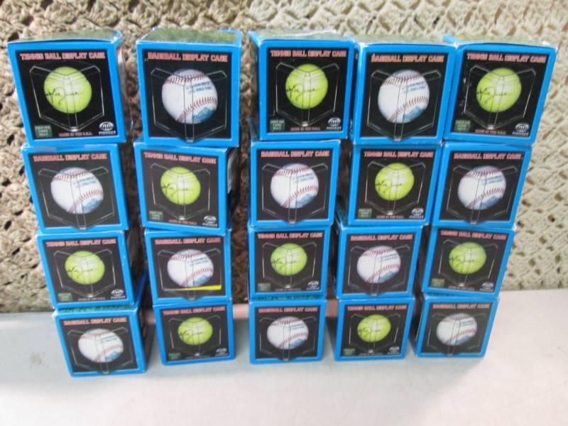 lot 26 image: Lot of 20 Baseball Display Cases al...