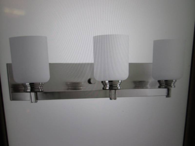 lot 64 image: Progress Lighting Orbitz Collection...