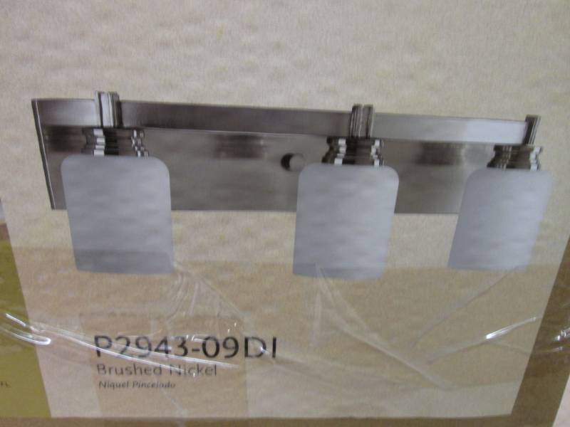 lot 70 image: Progress Lighting Orbitz Collection...
