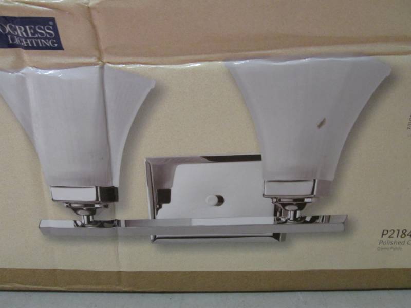 lot 84 image: Progress Lighting 14.63 2-Light Po...